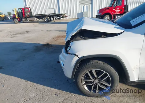 2018 Jeep Grand Cherokee Limited 4X4 из США, поврежденный, VIN 1C4RJFBGXJC459652